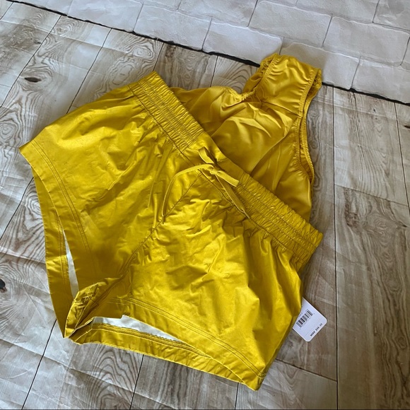 Free People movement moonlight yellow reflective shorts size small - Picture 12 of 15